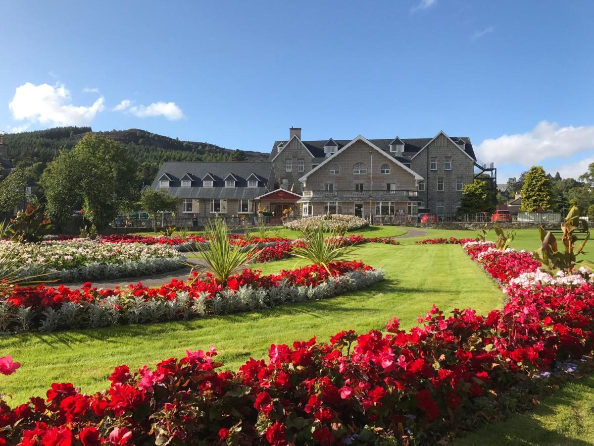 Duke Of Gordon Hotel Kingussie Kültér fotó