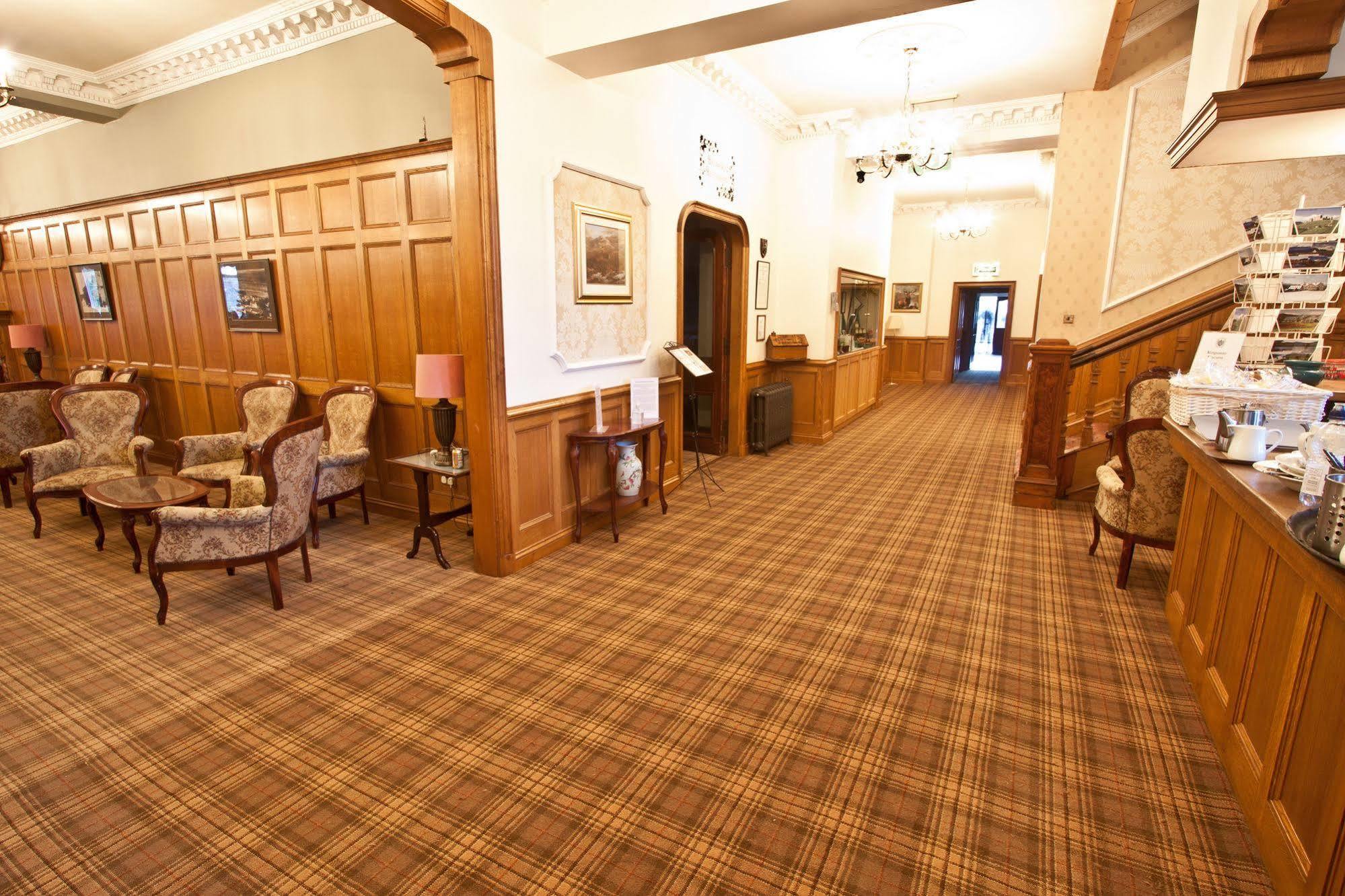 Duke Of Gordon Hotel Kingussie Kültér fotó