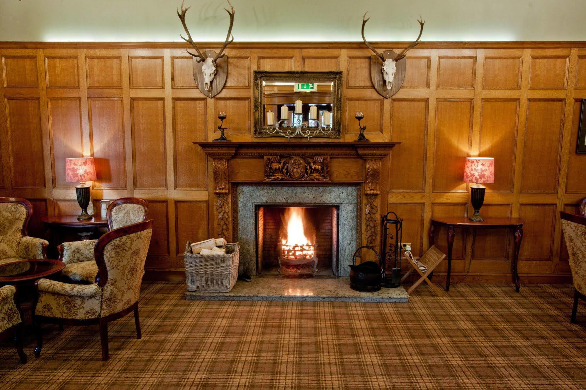Duke Of Gordon Hotel Kingussie Kültér fotó